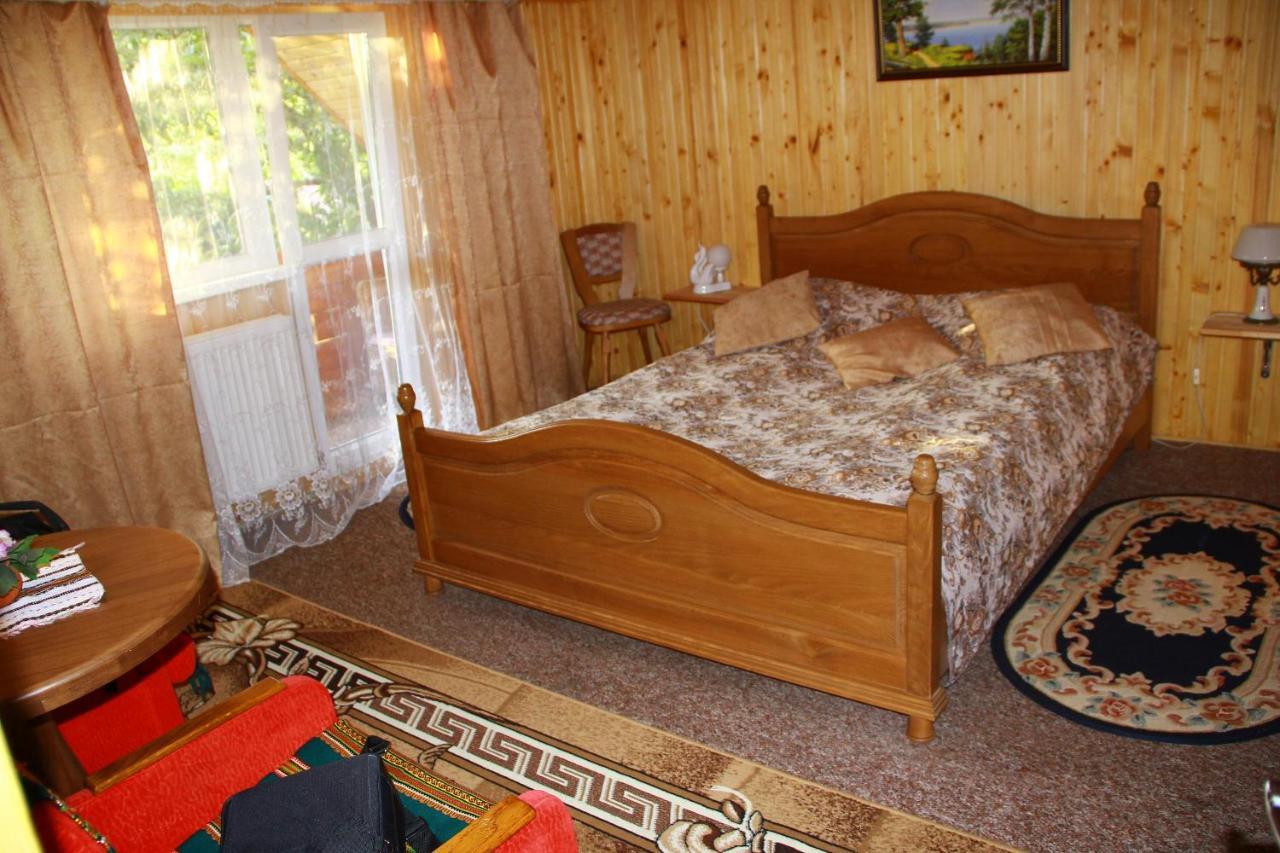 У Андрія Hotel Яремче Екстериор снимка